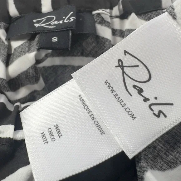 Rails Evy Top Black/White Contour Lines Small Elegant Animal Print MSRP $158 - Picture 6 of 7